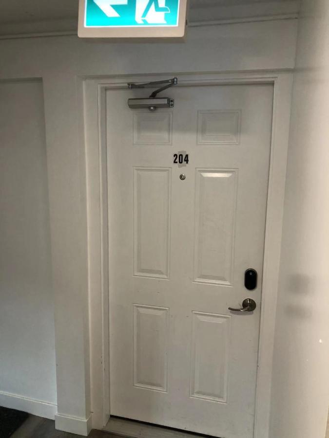 Unit #204 Cozy Mountain View 2br In Downtown Apartment